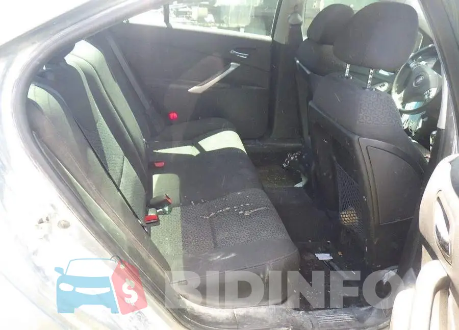 1G2ZG57N184149933 Photo# 10
