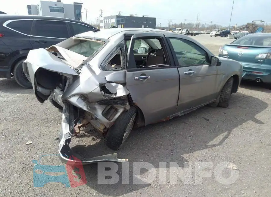1FAHP34NX8W160455 Photo# 4