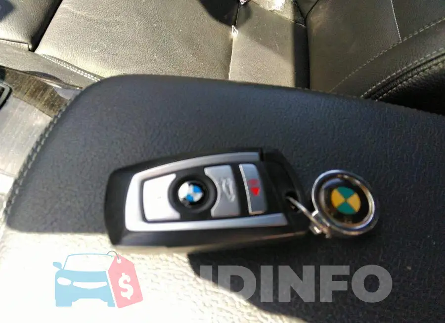 5UXXW3C3XH0T78969 Photo# 11