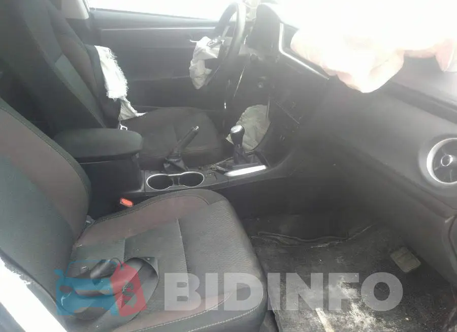 2T1BURHE1JC979617 Photo# 5