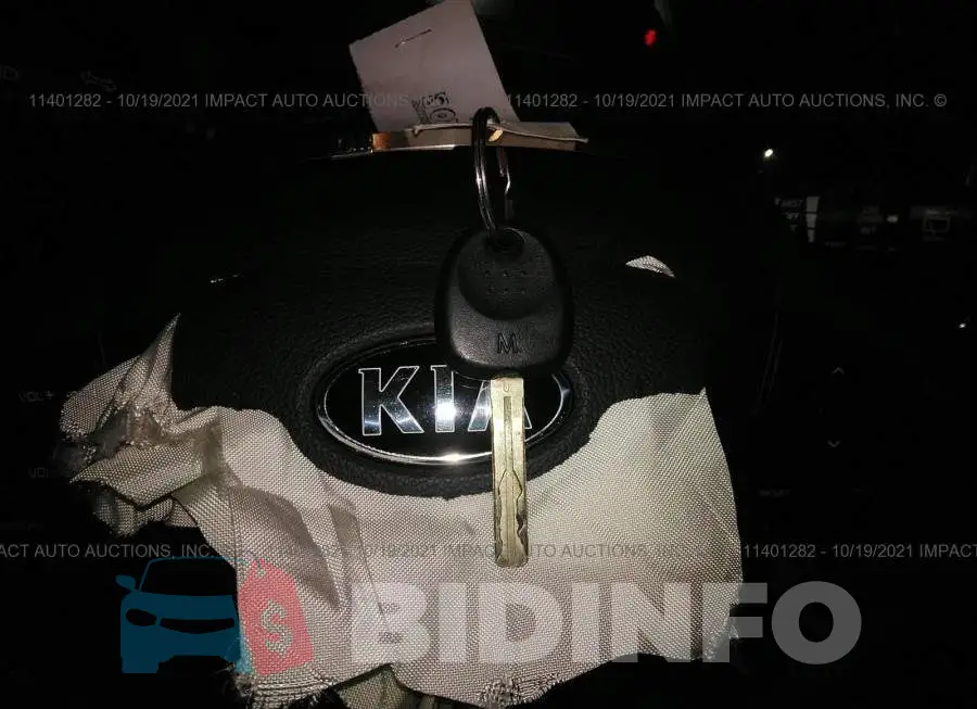 KNADM5A35G6593645 Photo# 11