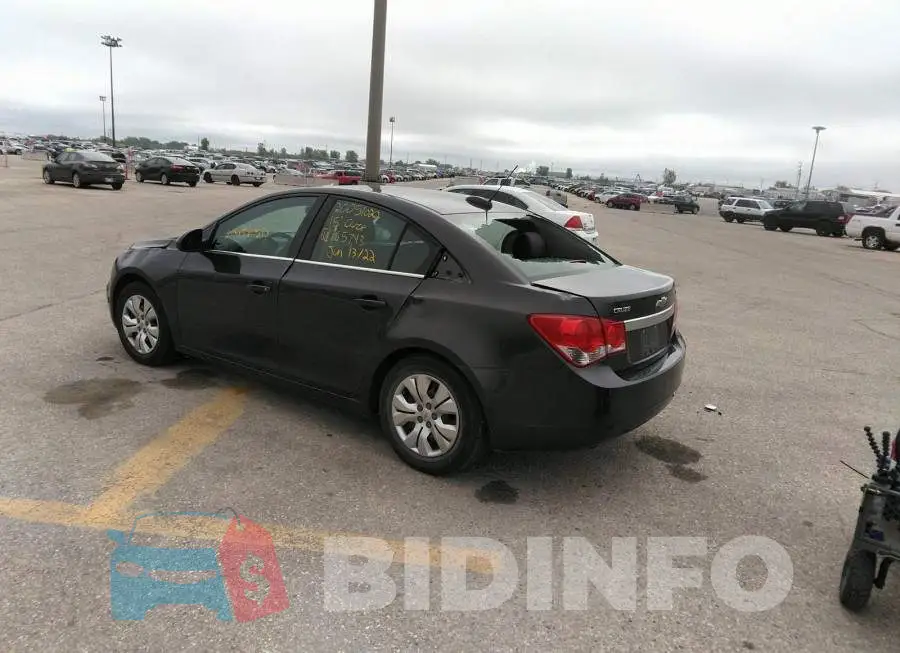 1G1PC5SBXF7165743 Photo# 3