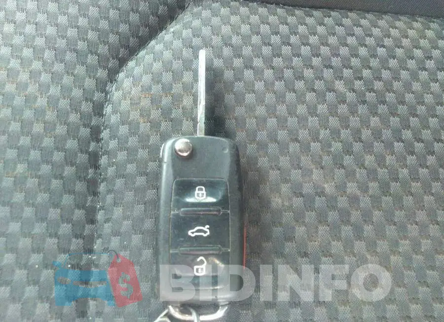 1VWAS7A35EC065266 Photo# 11