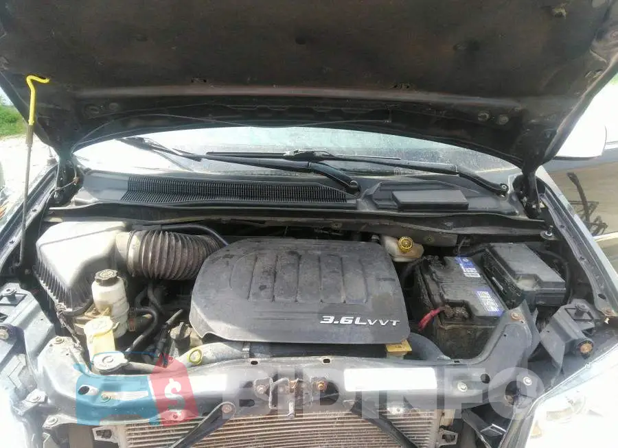 2C4RDGDG4CR105582 Photo# 10