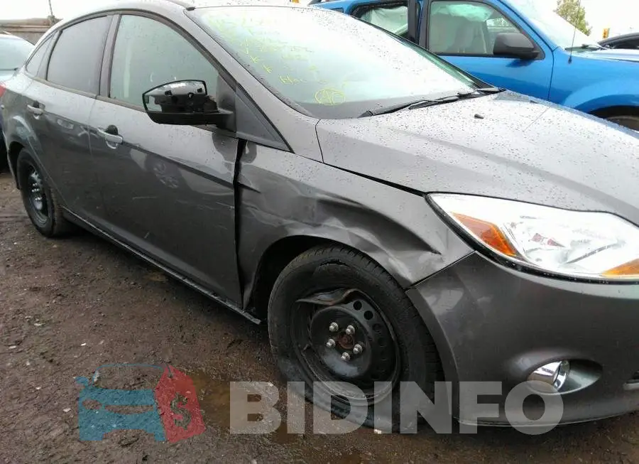 1FAHP3F29CL285752 Photo# 6