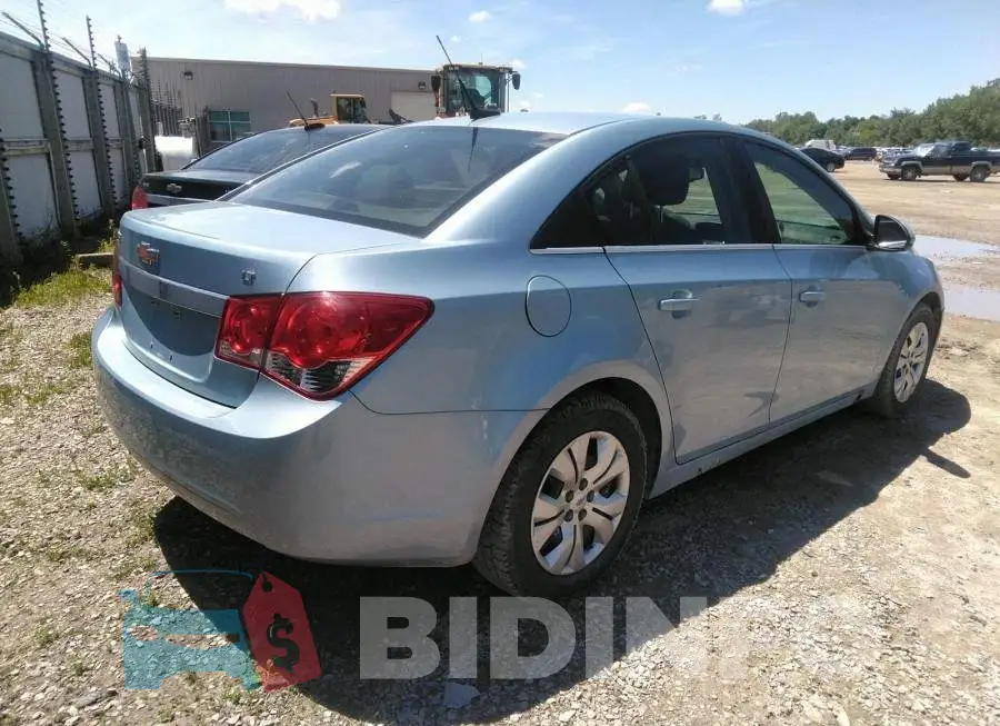 1G1PF5SC2C7172570 Photo# 4