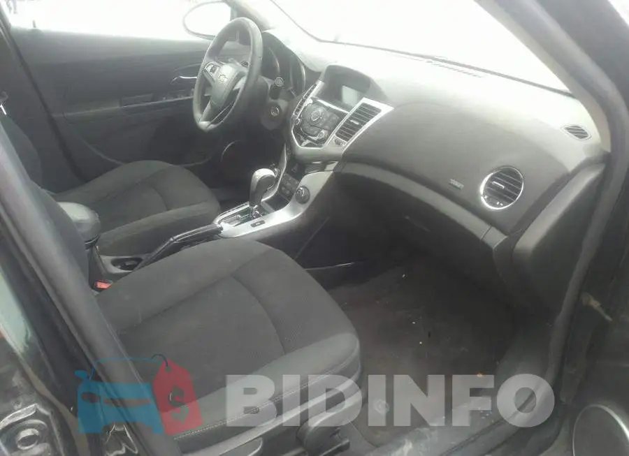 1G1PF5S98B7285975 Photo# 5