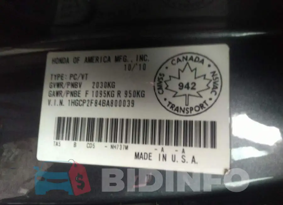 1HGCP2F84BA800039 Photo# 9