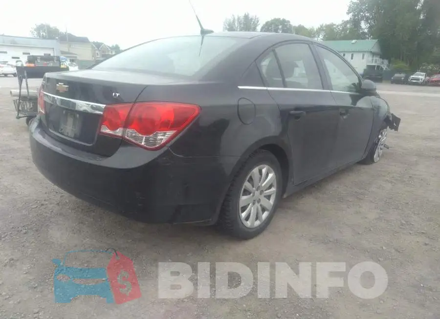 1G1PF5S98B7285975 Photo# 4