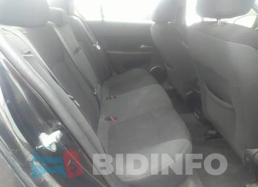 1G1PF5S98B7285975 Photo# 8
