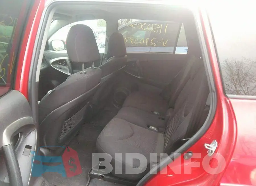 2T3RF4DV9CW270377 Photo# 8