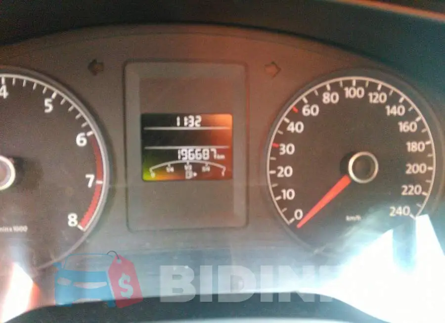 3VW2K7AJ6BM375990 Photo# 7
