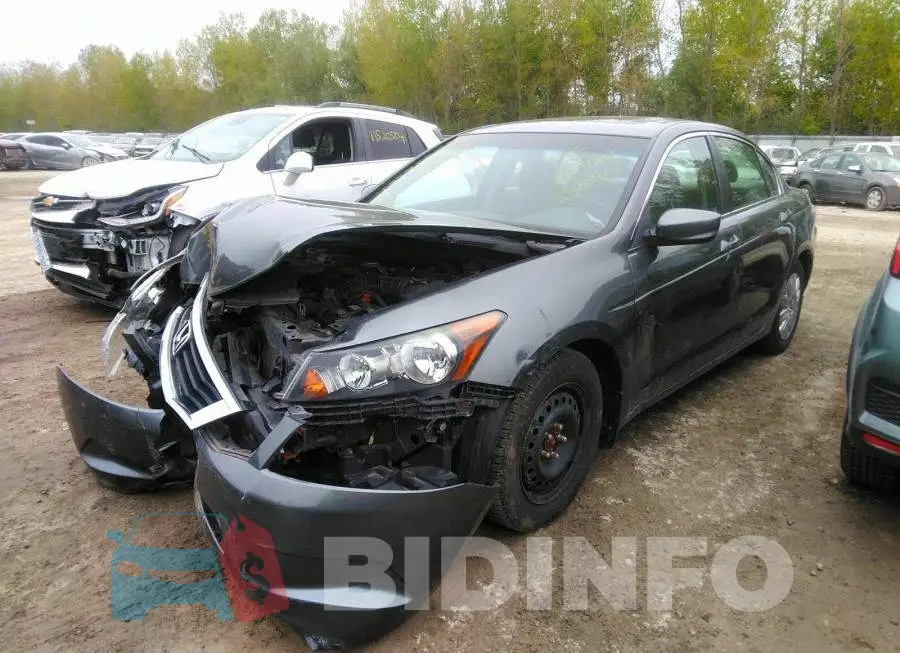 1HGCP2F73AA804685 Photo# 2
