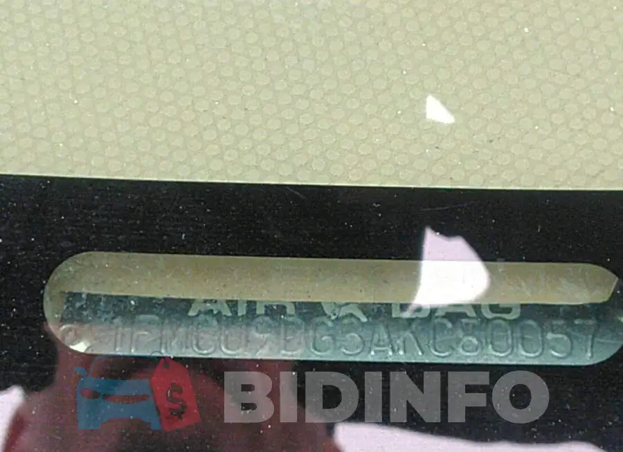 1FMCU9DG3AKC80057 Photo# 9