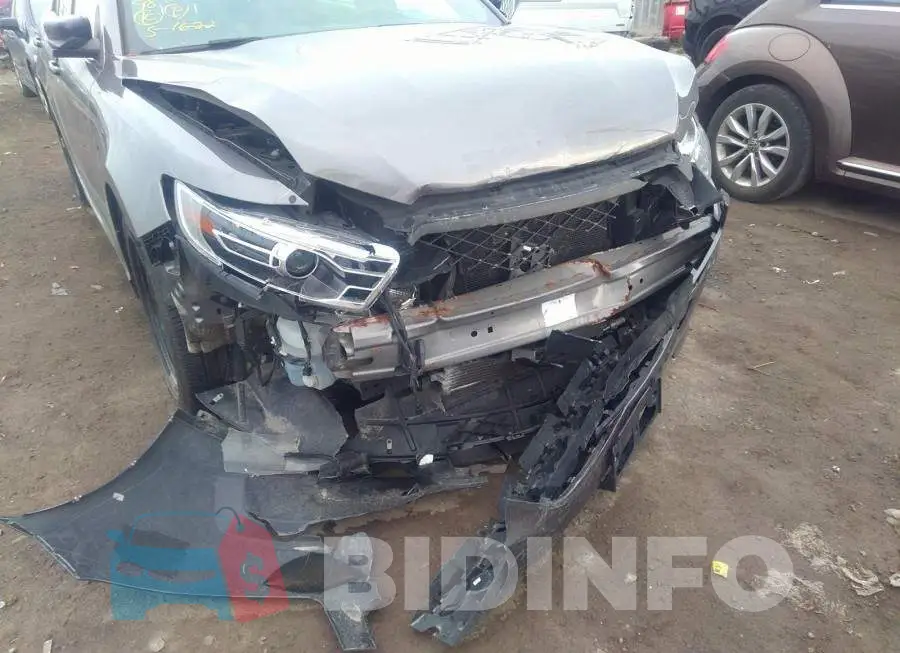 1FAHP2MK6HG143498 Photo# 6