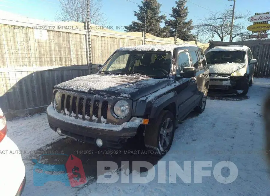 1C4NJRAB8HD172062 Photo# 6