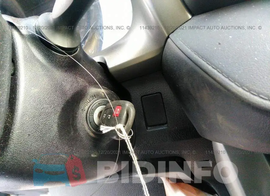 2T3BFREV6HW619077 Photo# 11