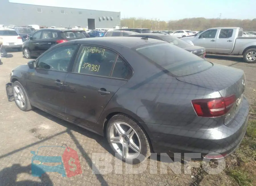 3VW167AJ2HM379351 Photo# 3