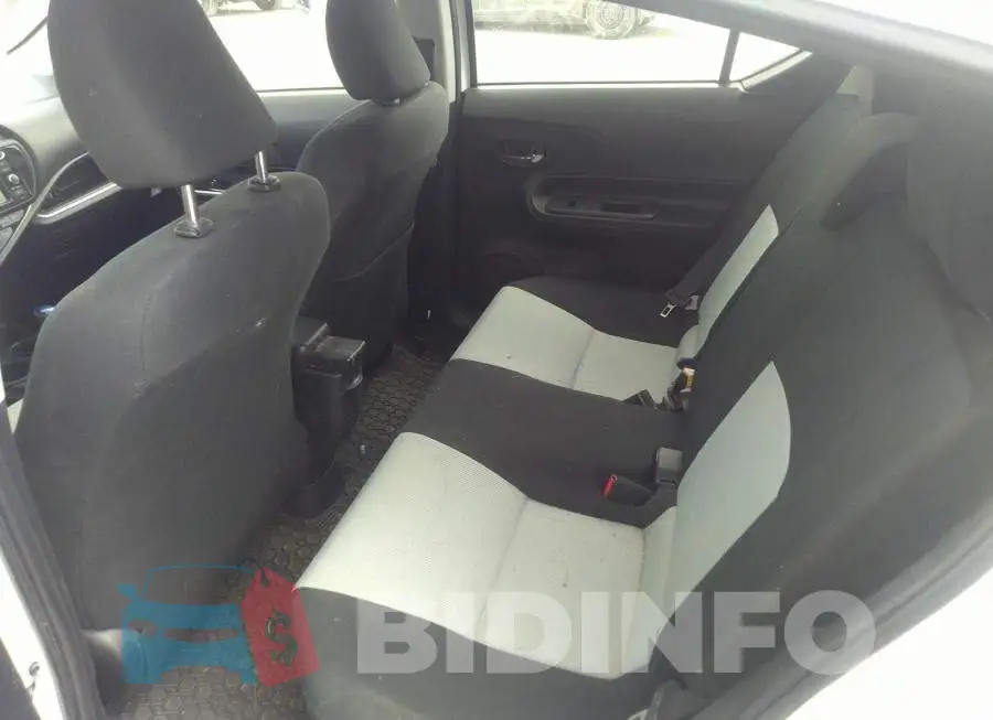 JTDKDTB30G1123193 Photo# 8
