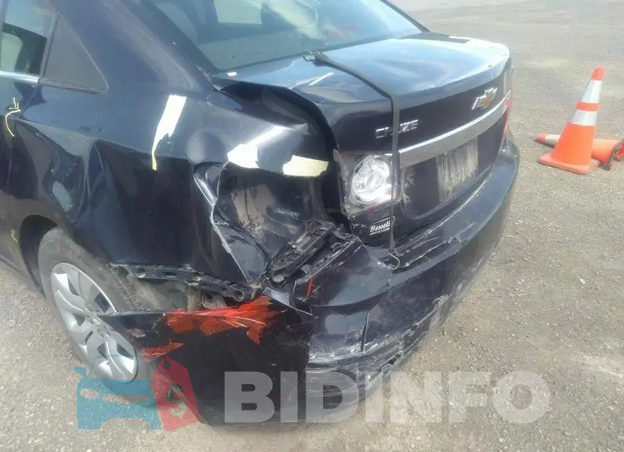 1G1PC5SB1F7135255 Photo# 6