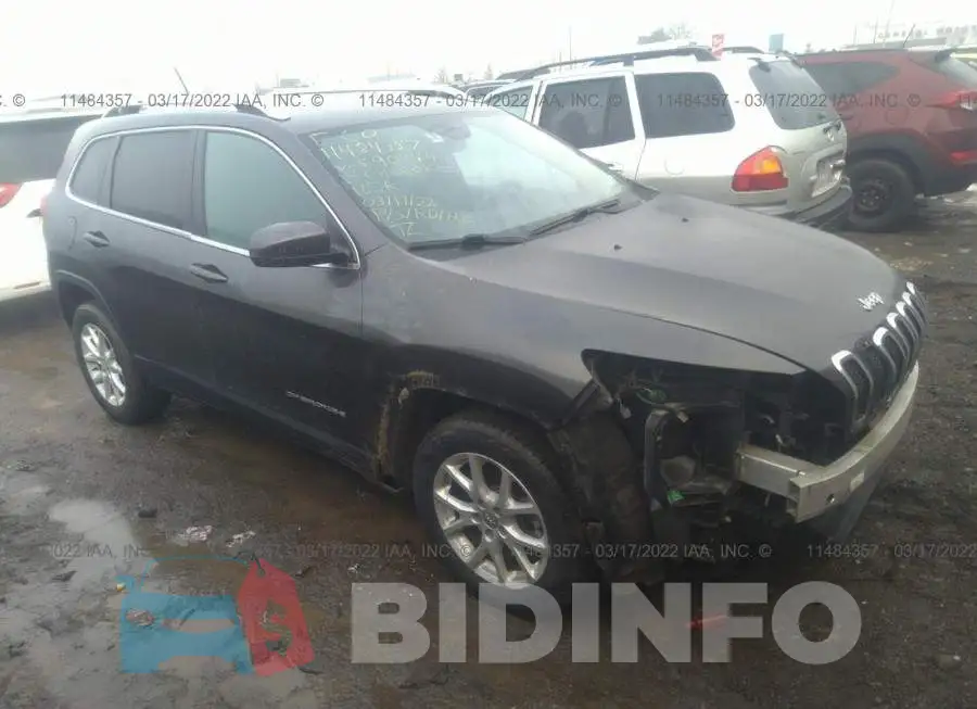1C4PJLCB2FW590444 Photo# 1