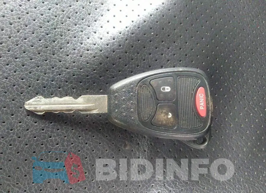 1C4NJDAB2FD411430 Photo# 11