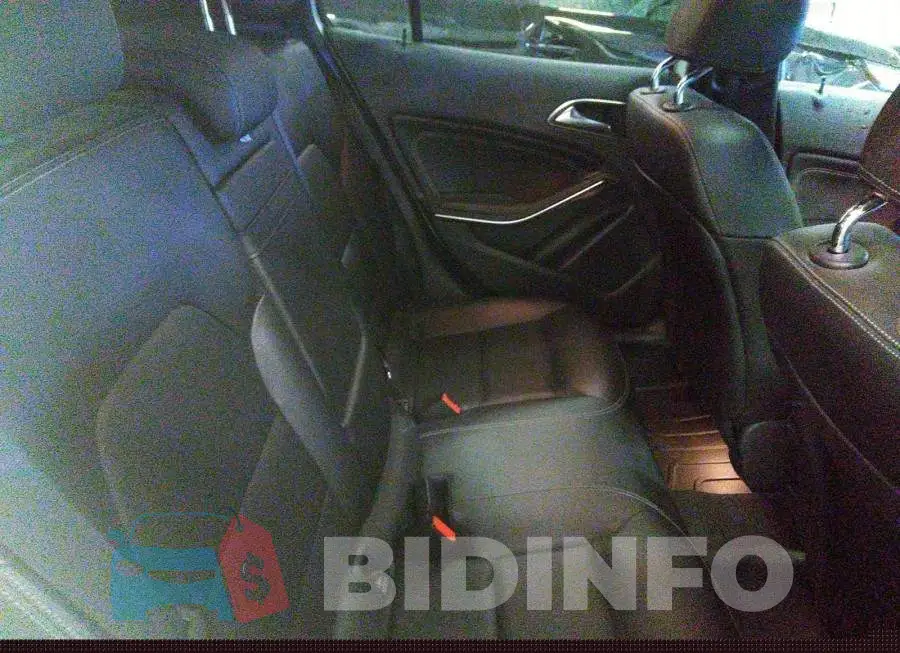WDCTG4GB7FJ172871 Photo# 8