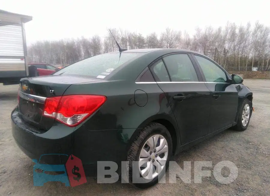 1G1PC5SB0E7327166 Photo# 4