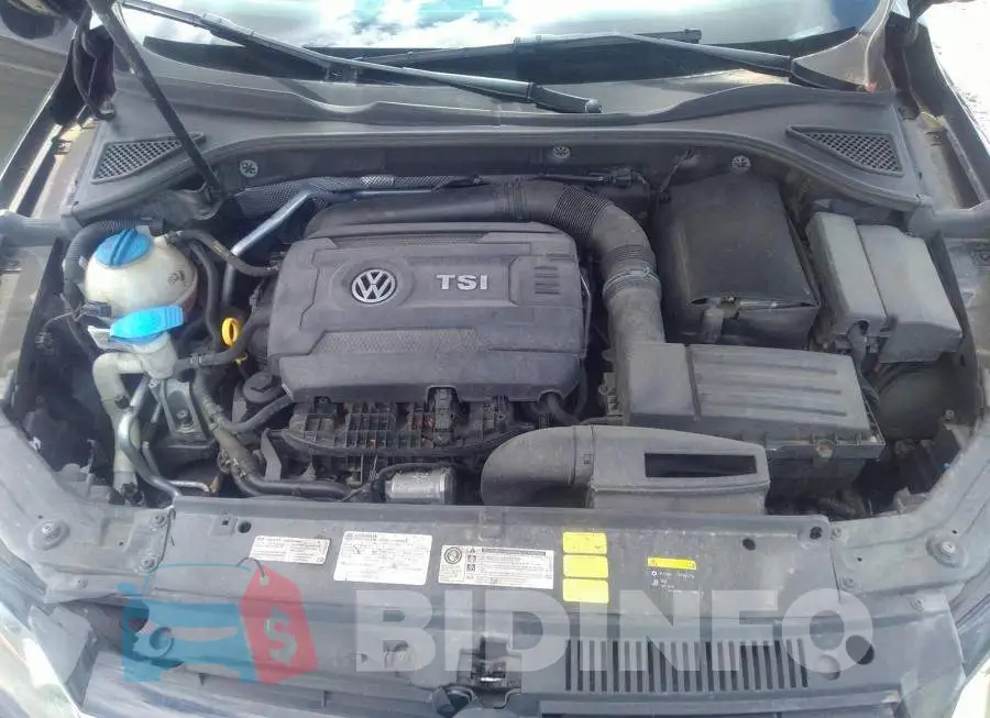 1VWBS7A37FC113212 Photo# 10