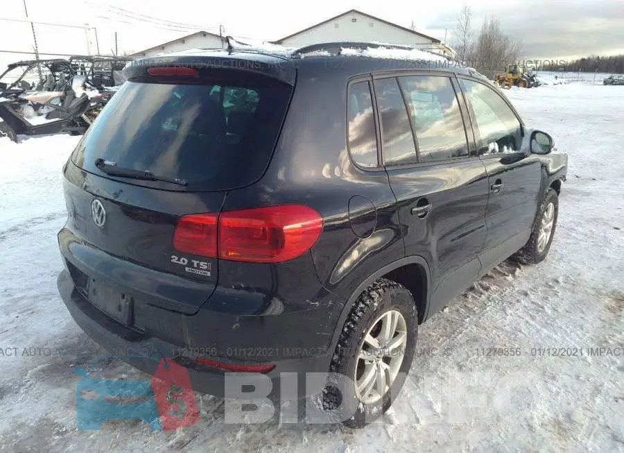 WVGJV7AX8FW533824 Photo# 4