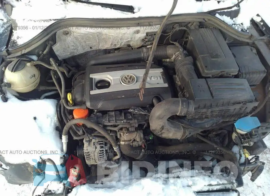 WVGJV7AX8FW533824 Photo# 10