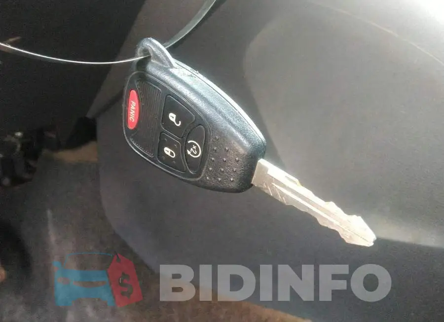 1C4NJDAB7ED530721 Photo# 11