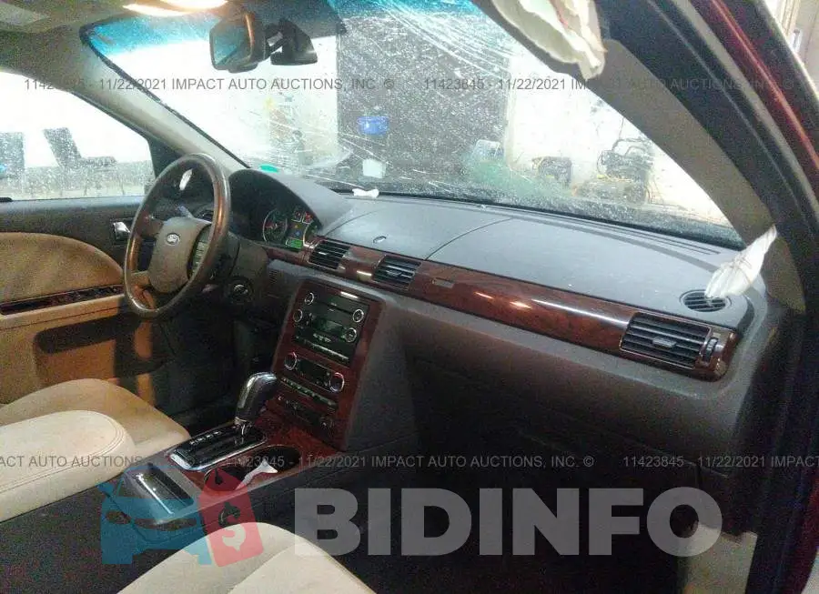 1FAHP24W28G167087 Photo# 5
