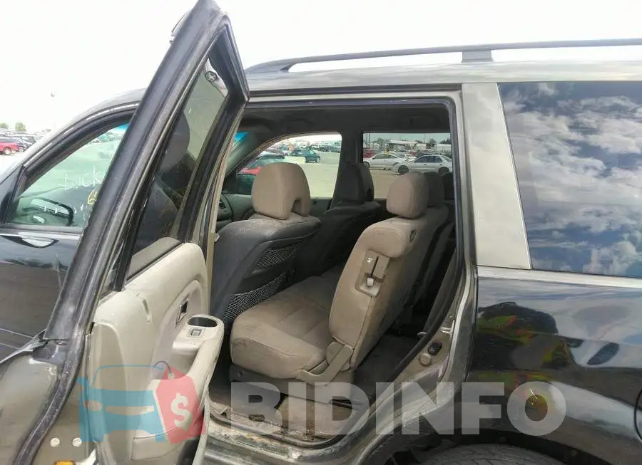 2HKYF184X7H522582 Photo# 8