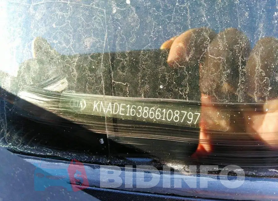 KNADE163866108797 Photo# 9