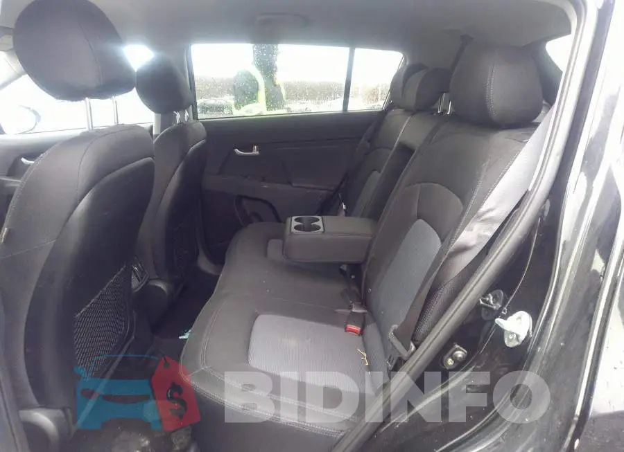 KNDPB3AC2G7804093 Photo# 8