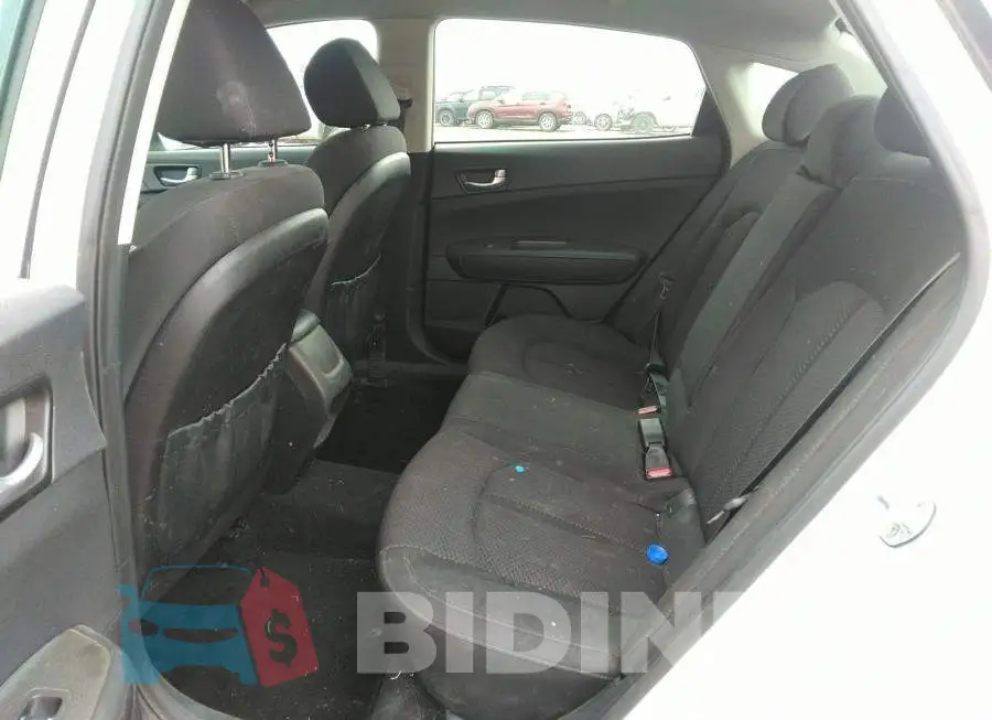 5XXGT4L37GG027725 Photo# 8