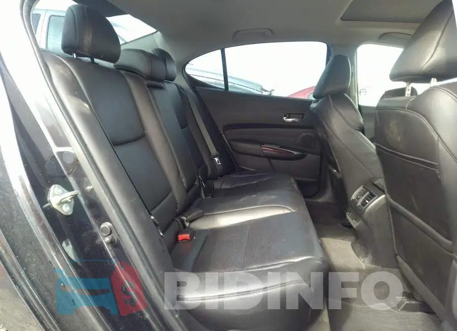 19UUB3F56FA801262 Photo# 8