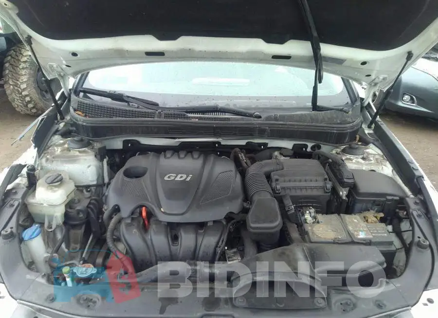 5NPEC4AC6EH813107 Photo# 10