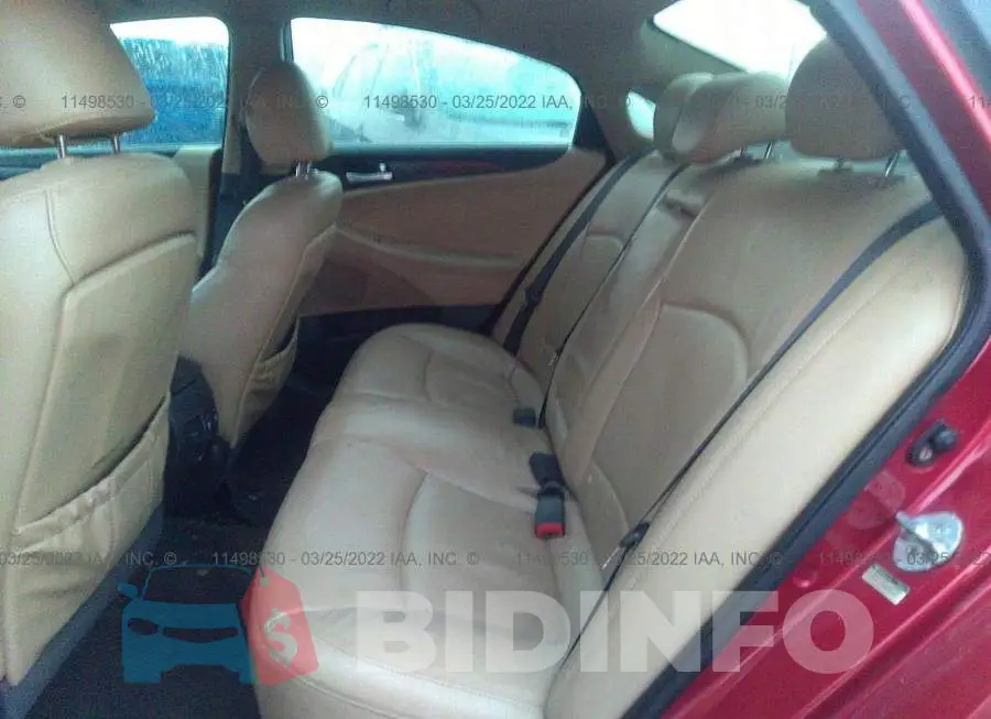 5NPEC4ACXBH194815 Photo# 8