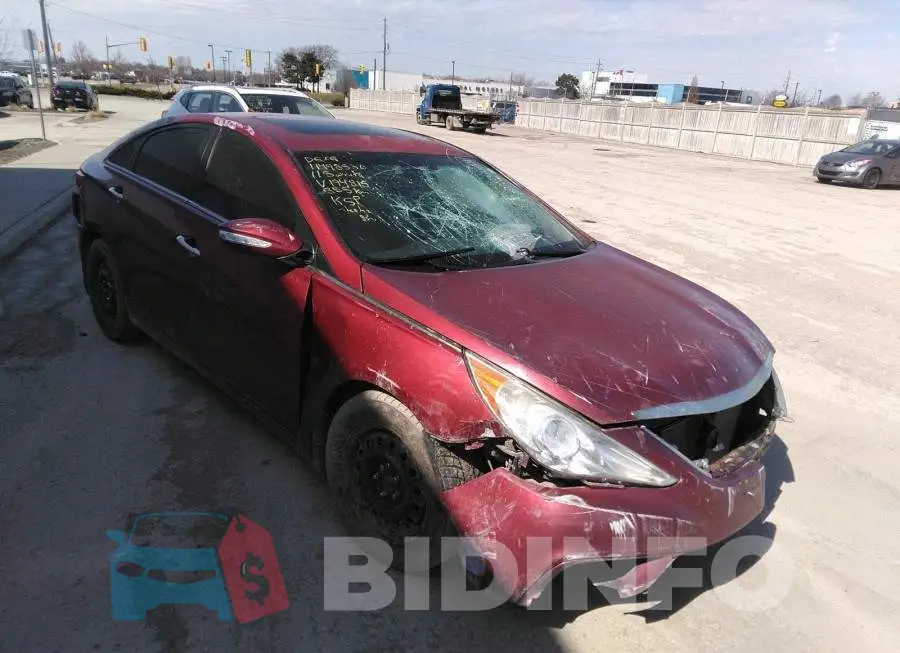 5NPEC4ACXBH194815 Photo# 1