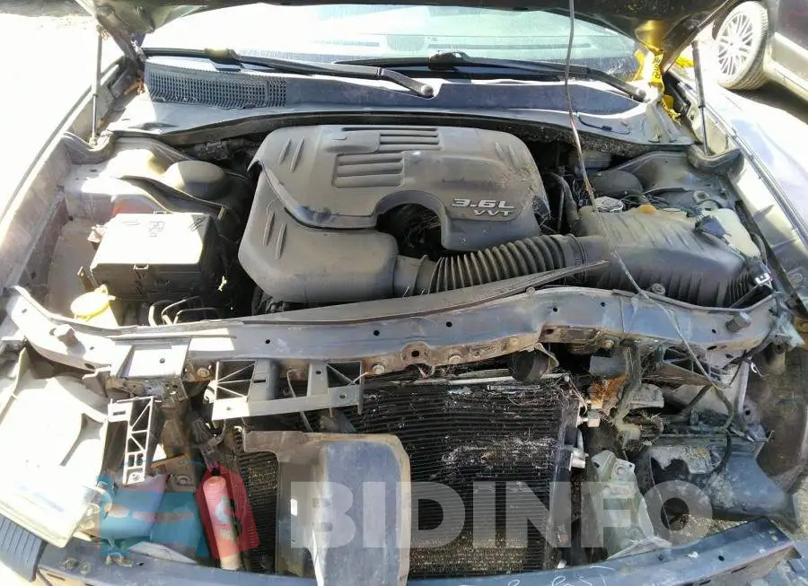 2C3CDXHG8DH710488 Photo# 10