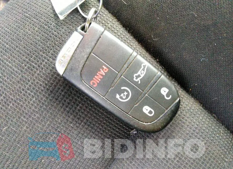 2C3CDXHG8DH710488 Photo# 11
