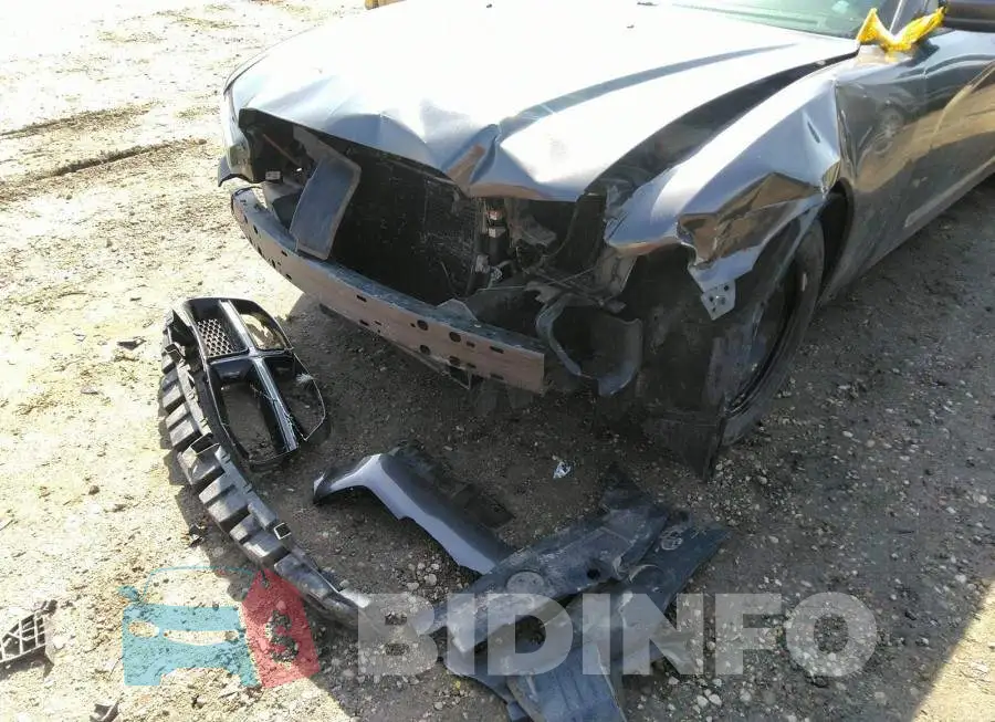2C3CDXHG8DH710488 Photo# 6