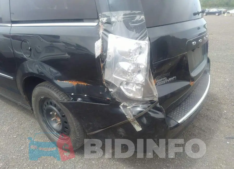 2C4RDGDG5DR635304 Photo# 6