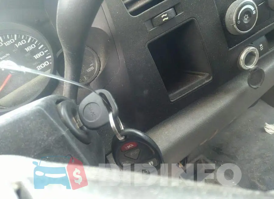 1GCRKREA9CZ198536 Photo# 11