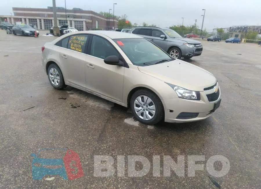 1G1PC5SHXC7185135 Photo# 1