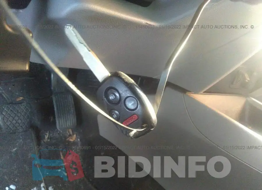 2HGFB2E4XCH044780 Photo# 11