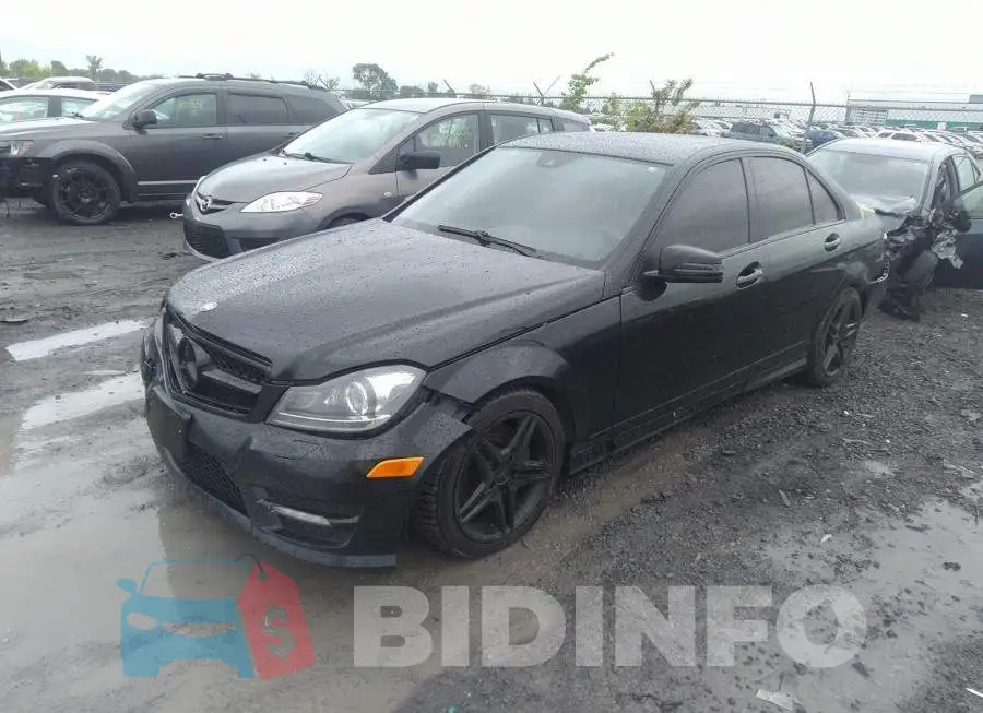 WDDGF8BB7CA733547 Photo# 2