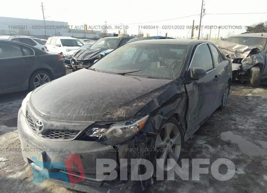 4T1BF1FK4CU170621 Photo# 2